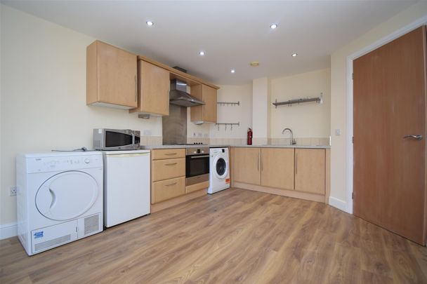 Royal Troon Drive, Wakefield - Photo 1