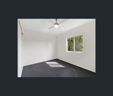 Contemporary Near New Garden Home - Photo 6