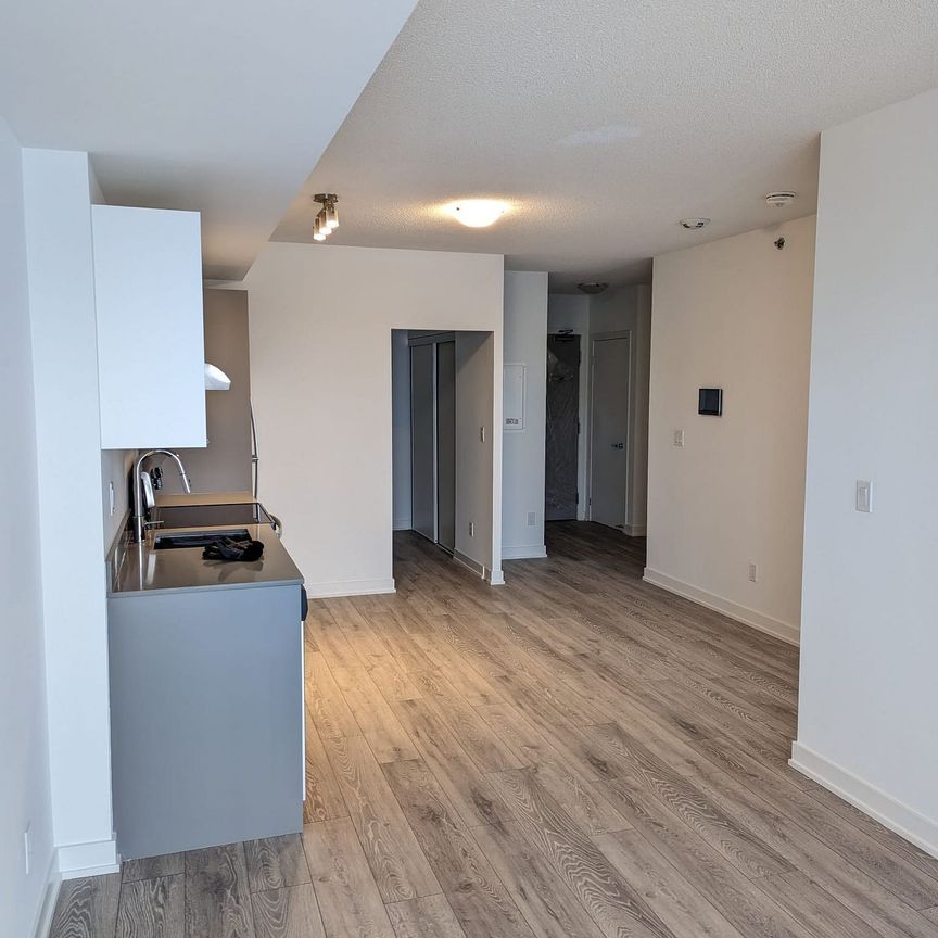 For Lease - 3210 Dakota Common Unit# 214, Burlington, Ontario - Photo 1