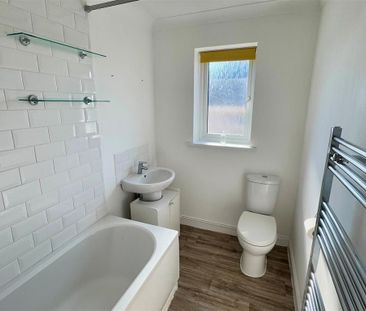 2 bedroom apartment to rent - Photo 6