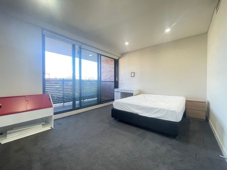 Modern Apartment Living in Vibrant Tempe | Fully Furnished - Photo 4