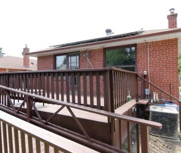 For Lease - 7 Kencliff Crescent Unit# Main, Toronto, Ontario - Photo 2