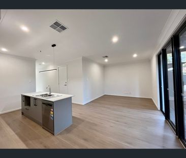10/6 Chambers Street, Marion, SA 5043 - Photo 1
