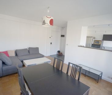 LILLE - APPARTEMENT - T2 MEUBLE - Photo 5