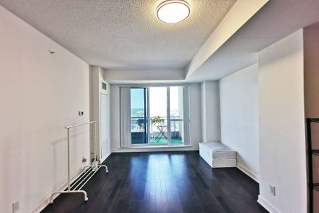 For Lease - 9201 Yonge Street Unit# 2301, Richmond Hill, Ontario - Photo 5