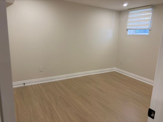 For Lease - 5316 Russell View Road Unit# Bsmnt, Mississauga, Ontario - Photo 1