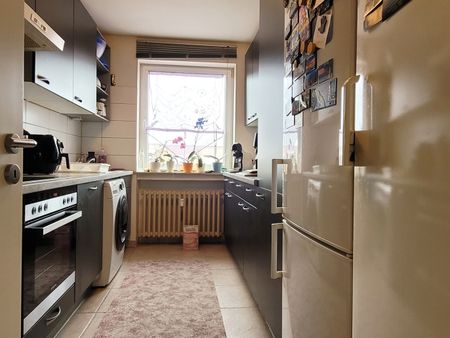 *Hell & ruhig in Zentrumsnähe* Toll geschnittene Wohnung mit Südbalkon - Photo 2