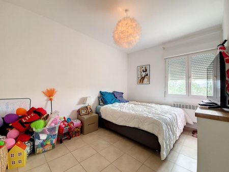 Location Appartement 3 pièces 81m² AFA 20167 - Photo 4