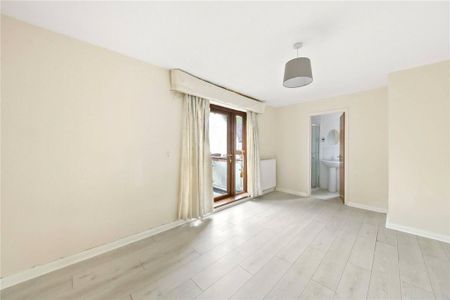 4 bedroom detached house to rent - Photo 2