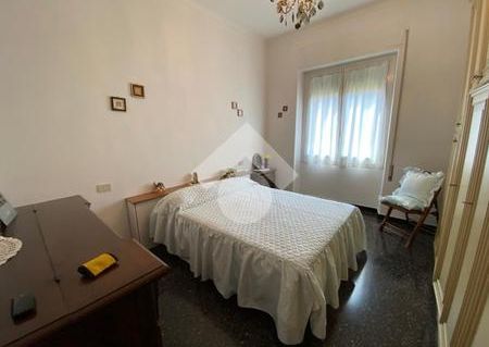 5 locali in affitto