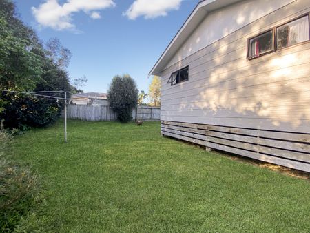 Welcome home to 3A Leinster Avenue - Photo 4