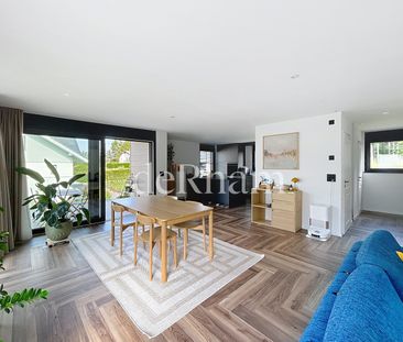Triplex dexception dans un écrin de verdure au Mont-sur-Lausanne! - Photo 2