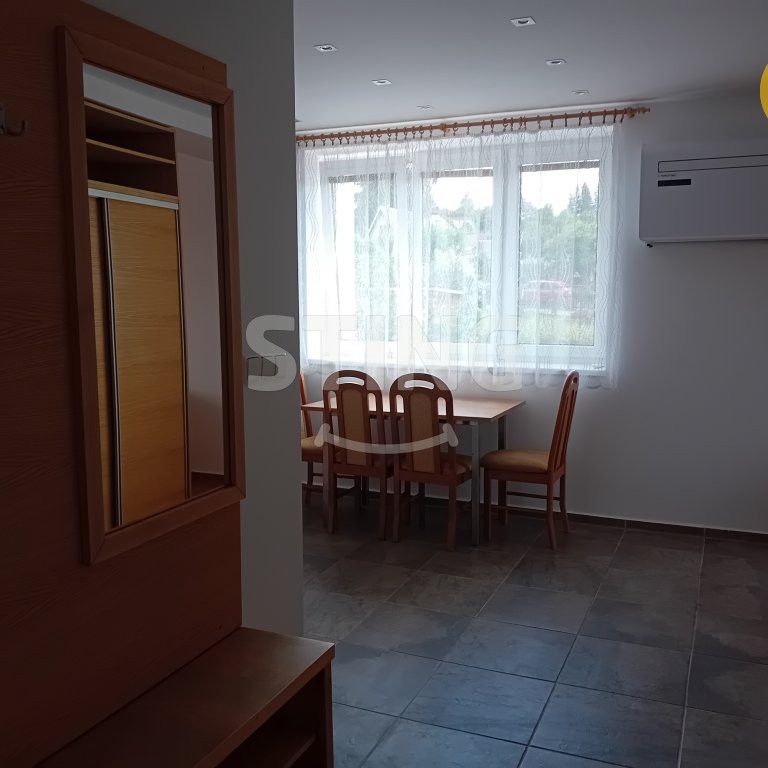 Byt 1+1 k pronájmu, Svratka, ulice Nad Školou - Photo 1