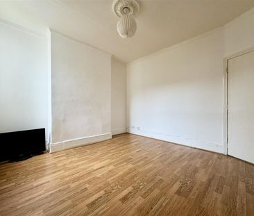 Windsor Road, Bexhill-On-Sea, TN39 3PE - Photo 2