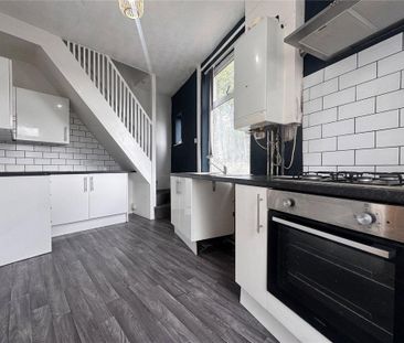2 bedroom end of terrace house to rent - Photo 1
