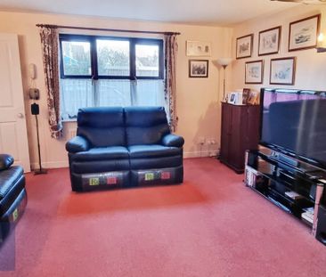 3 bedroom House To Let Total Size: 926 SQ FT - Photo 3