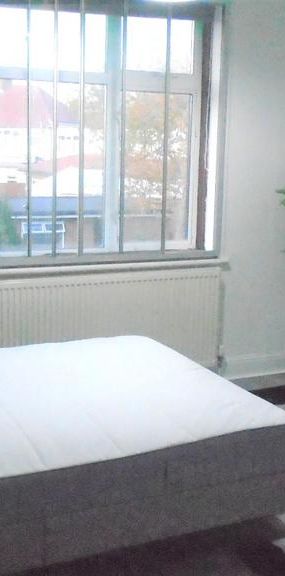 House share to rent - Photo 1