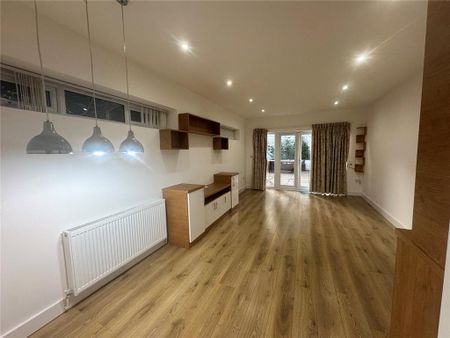 3 bedroom semi-detached house to rent - Photo 5