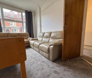 7 bedroom maisonette to rent - Photo 4