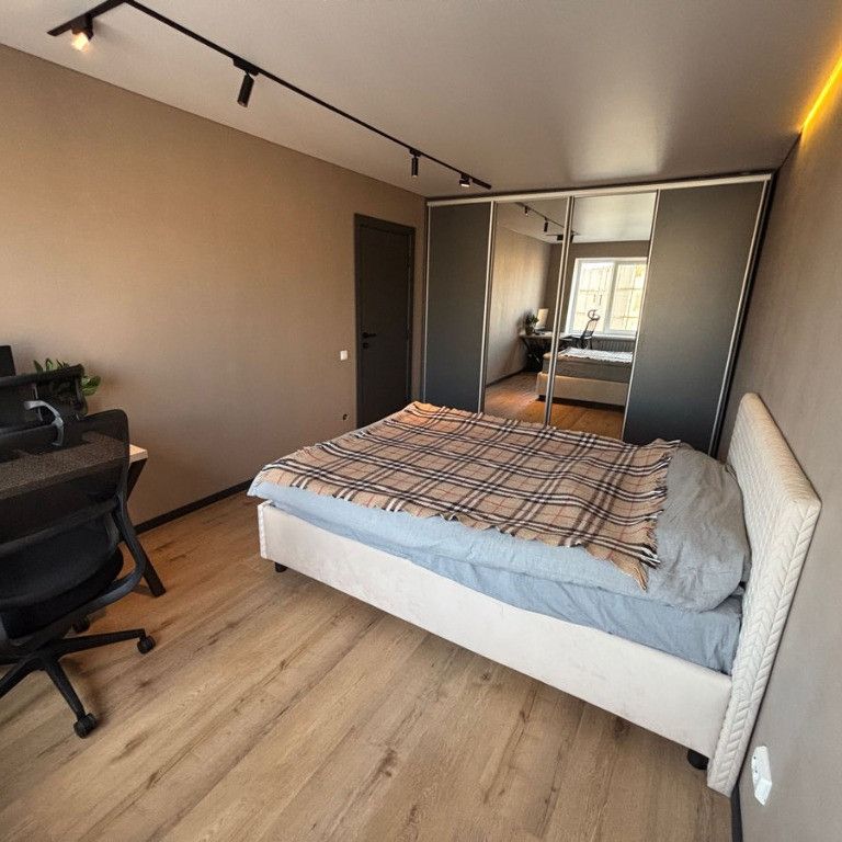 Oferim spre inchiriere garsoniera - Fotografie 1