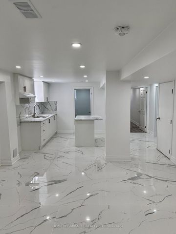 For Lease - 62 Telegraph Drive, Whitby, Ontario - Photo 2