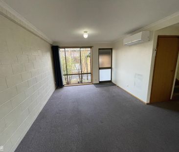 Charming 2-bedroom unit - 33/4 Clifford Court, Howrah TAS 7018 - Photo 4