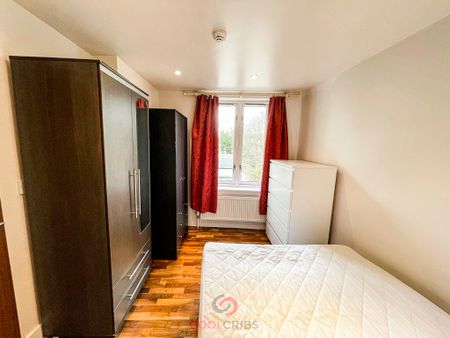 Caledonian Road, Islington, London, N1 - Photo 2