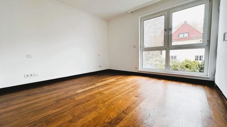 So charmant, mit hochwertiger Ausstattungfür genussvolle Abende vor dem offenen Kamin! - Photo 3