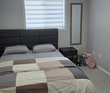 For Lease - 116 BENZIGER Lane, Hamilton, Ontario - Photo 1