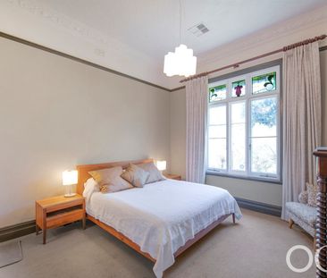 Open the Door to Timeless Elegance - Photo 6