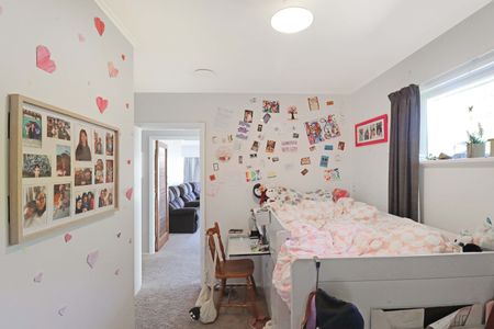 Stokes Valley Living - Photo 4