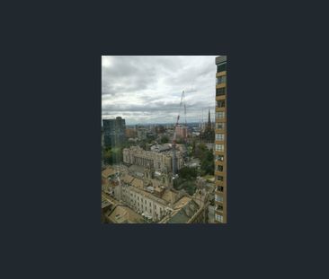 Elegant & Stylish - Photo 1