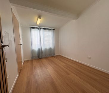 Great Location Home for Small Family - Photo 4