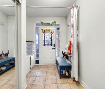 For Lease - 5 Traymore Street, Brampton, Ontario - Photo 4