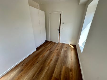 Moderne 4-værelses lejlighed med altan i Nørresundby - Foto 4