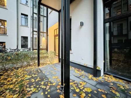 Sanierte Einzimmerwohnung mit kleiner Terrasse in Friedrichshain - Photo 2