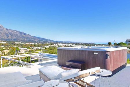 7 bedroom luxury Villa for rent in Nueva Andalucia, Andalusia - Photo 5