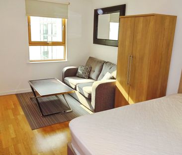 1 bedroom apartment to rent - Photo 2