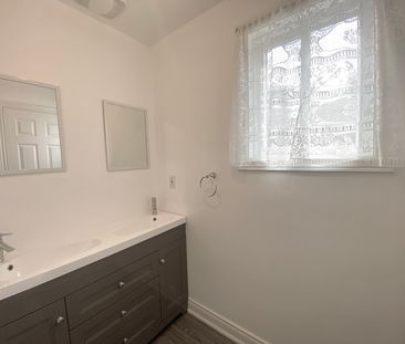 $2,700 / 3 br / 2.5 ba / 1500 sqft 3BR Apartment Unit in Hamilton - Photo 1