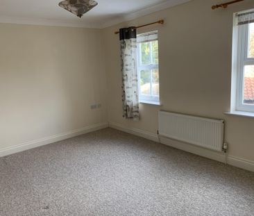 Baxter Close, Fakenham - Photo 3