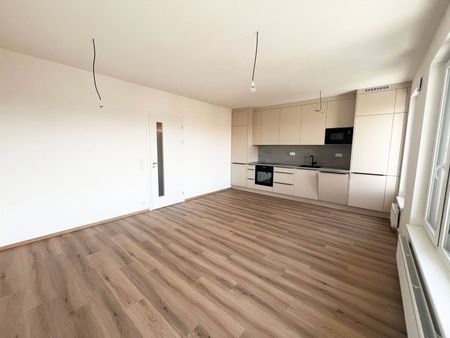 Pronájem bytu 3+kk • 72 m²Hodkovická, Praha - Kamýk - Fotografie 2
