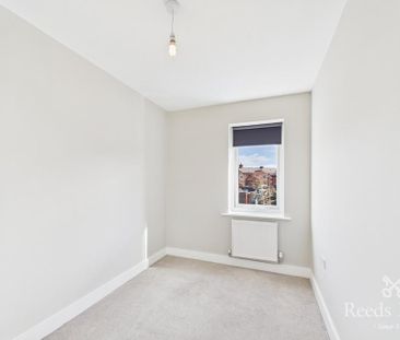 2 bedroom link detached house to rent - Photo 3