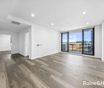 Modern 2-Bedroom Apartment in Edmondson Park - Photo 4