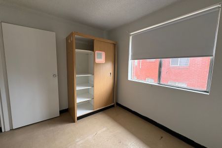 Walking Distance to Shops & Station - Photo 2