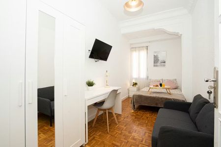 Carrer Honorato Juan, Valencia, Valencian Community 46007 - Photo 2