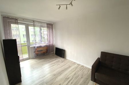 ŚLĄSKIE, Bielsko-Biała m., Bielsko-Biała, Osiedle Słoneczne - Zdjęcie 2