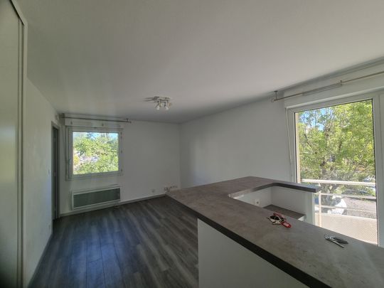 Location Appartement 2 pièces 32m² MERIGNAC 33700 - Photo 1