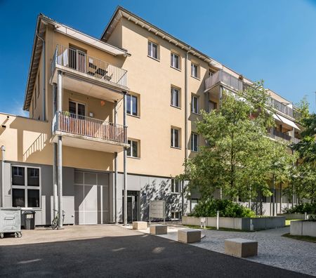 "MIETEN OHNE KAUTION - Moderne Wohnung nähe Bahnhof SBB" - Photo 2