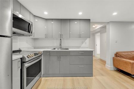For Lease - 1273 AIRE Place, Windsor, Ontario - Photo 4