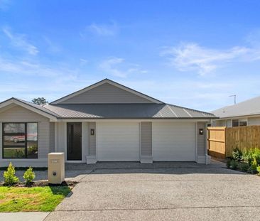 Low Maintenance Modern Home - Photo 1